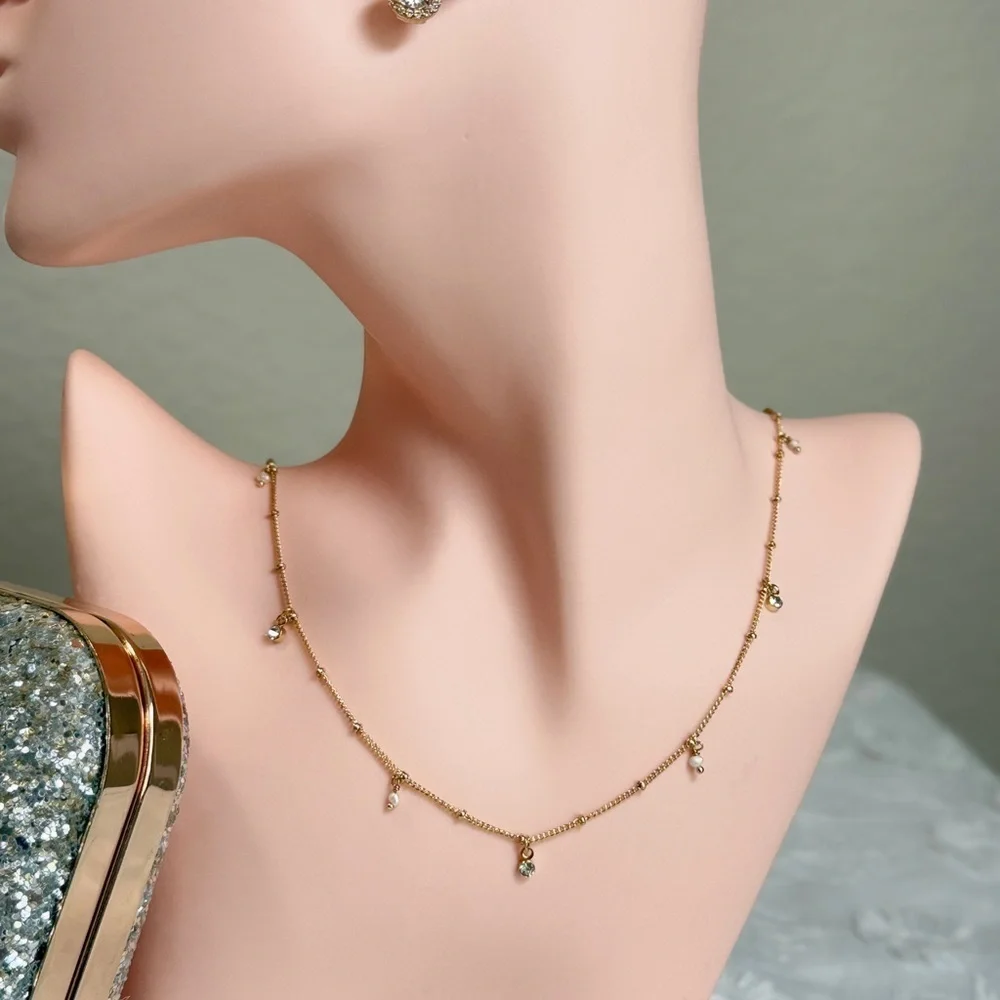 ⚜️💕 Gold Layered Necklace with Crystal Drops